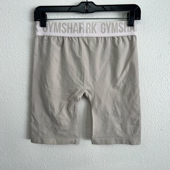 Gym shark beige cream workout shorts logo elastic waist  Size: M - Picture 6 of 6